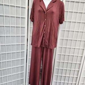 Goosebumps Elegant Burgundy Pajama Set